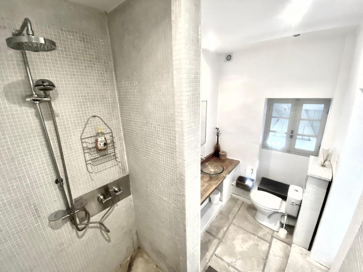 Auberge De La Croix Du Pape Эз Экстерьер фото