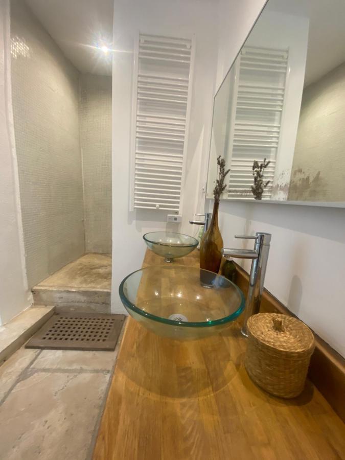 Auberge De La Croix Du Pape Эз Экстерьер фото