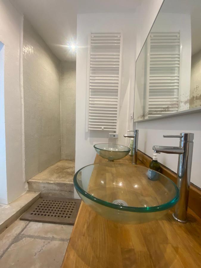 Auberge De La Croix Du Pape Эз Экстерьер фото